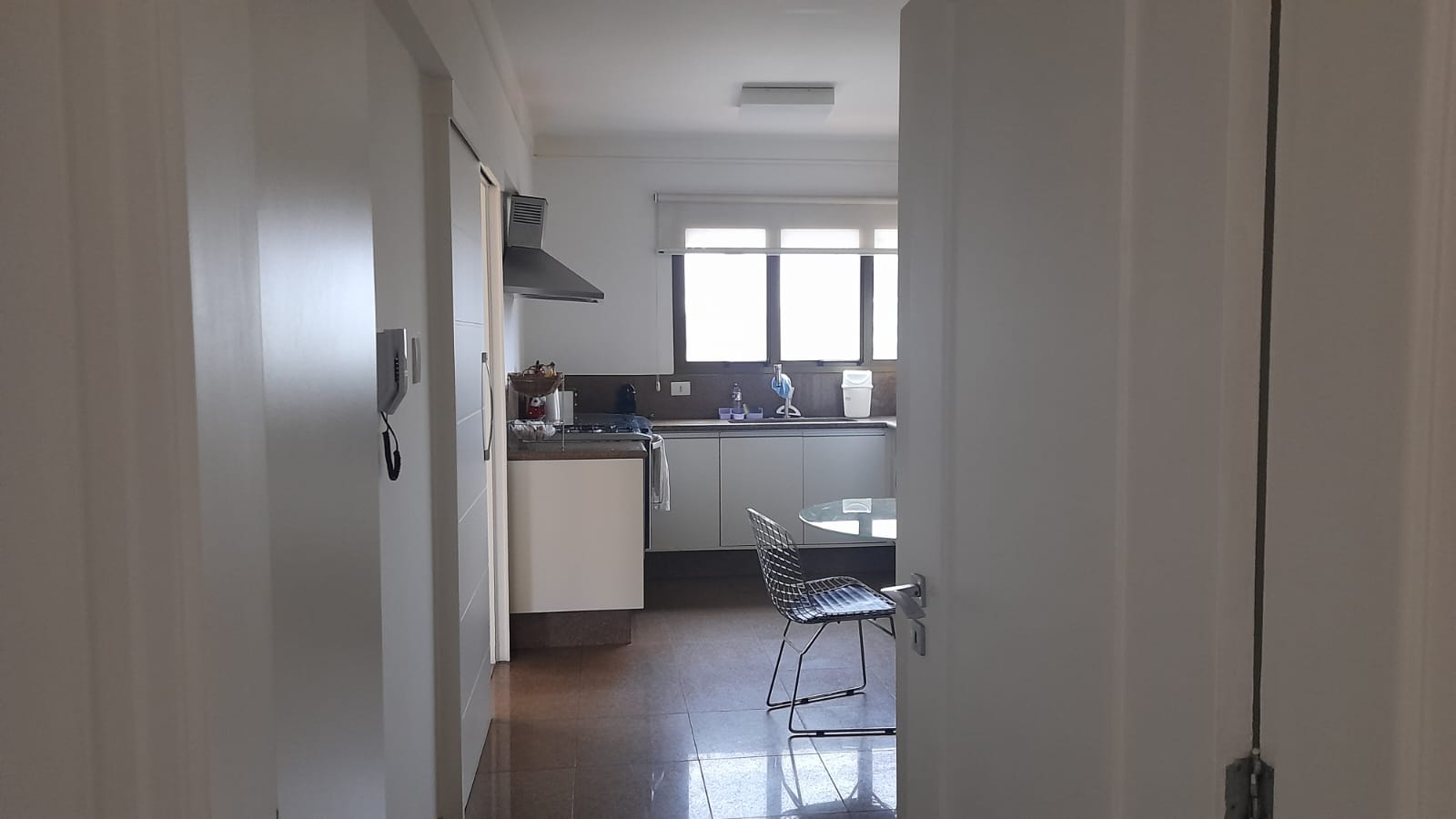Imagem Apartamento com 3 Quartos à Venda, 208 m²em Cambuí - Campinas Imagem Apartamento com 3 Quartos à Venda, 208 m²em Cambuí - Campinas