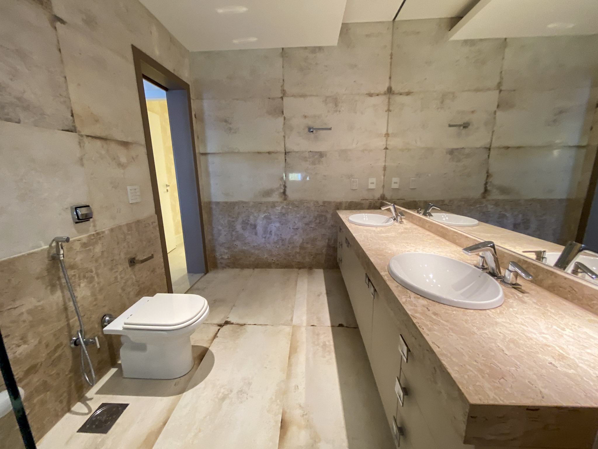 Imagem Casa de Condomínio com 4 Quartos à Venda ou Locação, 510 m²em Park Way - Brasília Imagem Casa de Condomínio com 4 Quartos à Venda ou Locação, 510 m²em Park Way - Brasília