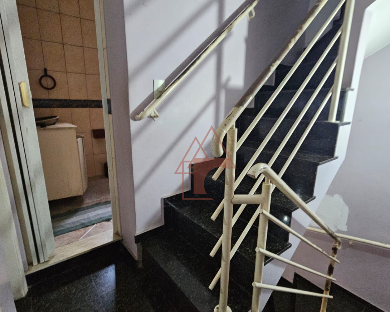 Imagem Sobrado com 4 Quartos à Venda, 164 m² em Jardim Casqueiro - Cubatão