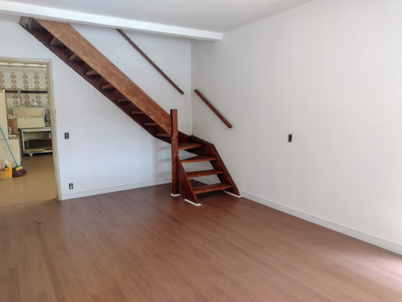 Imagem Sobrado com 3 Quartos à Venda, 85 m² em Vila Lageado - São Paulo