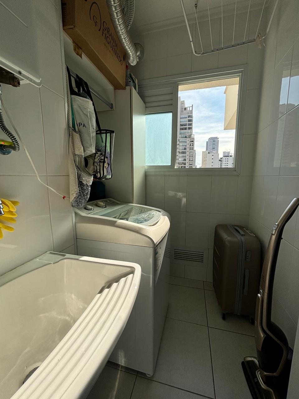 Imagem Apartamento com 1 Quarto para Alugar, 50 m² em Campo Belo - São Paulo