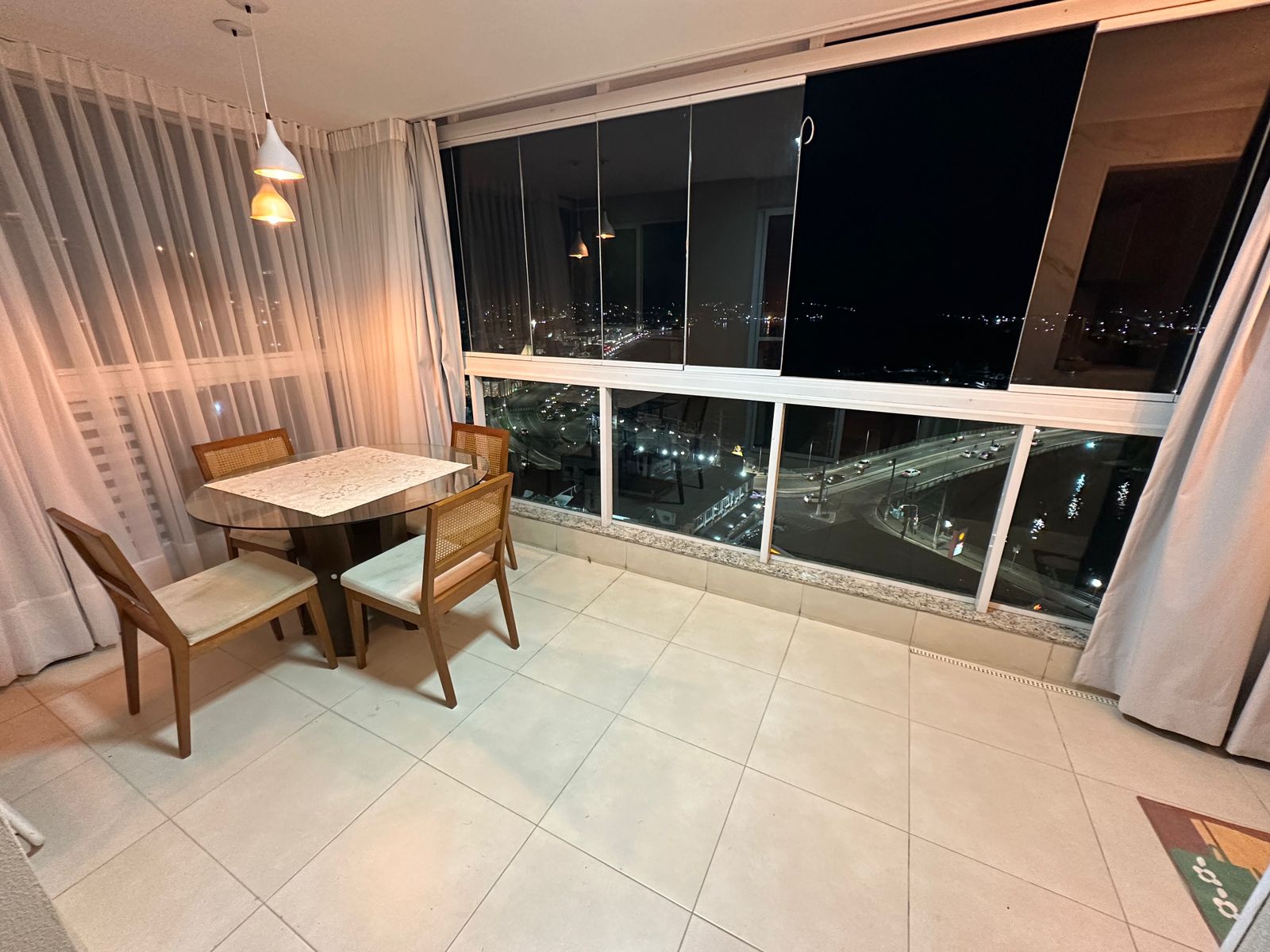 Imagem Apartamento com 2 Quartos à Venda, 65 m²em Centro - Guarapari