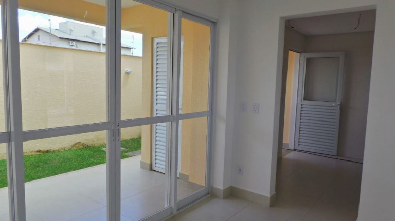Imagem Casa de Condomínio com 3 Quartos à Venda, 114 m² em Moinho dos Ventos - Goiânia Imagem Casa de Condomínio com 3 Quartos à Venda, 114 m² em Moinho dos Ventos - Goiânia