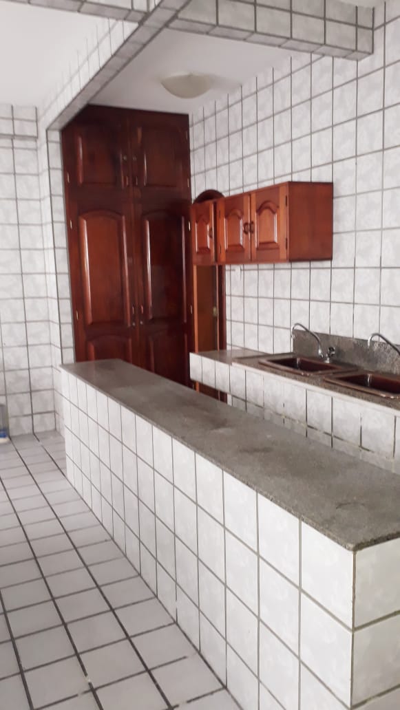 Imagem Casa com 4 Quartos para Alugar, 1 m²em Marco - Belém
