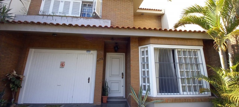 Casa com 4 Quartos à Venda, 315 m² em Centro - Pelotas