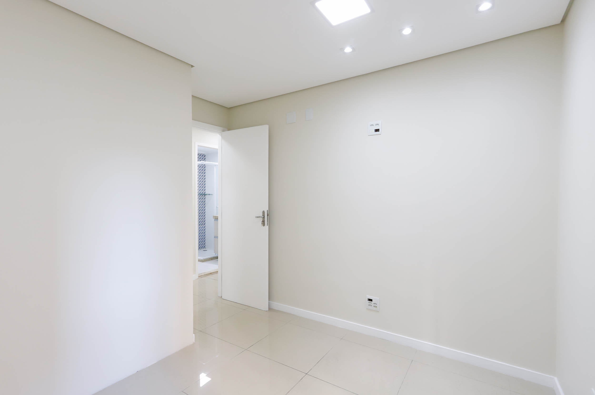 Imagem Apartamento com 3 Quartos à Venda, 77 m²em Jardim Flor da Montanha - Guarulhos Imagem Apartamento com 3 Quartos à Venda, 77 m²em Jardim Flor da Montanha - Guarulhos
