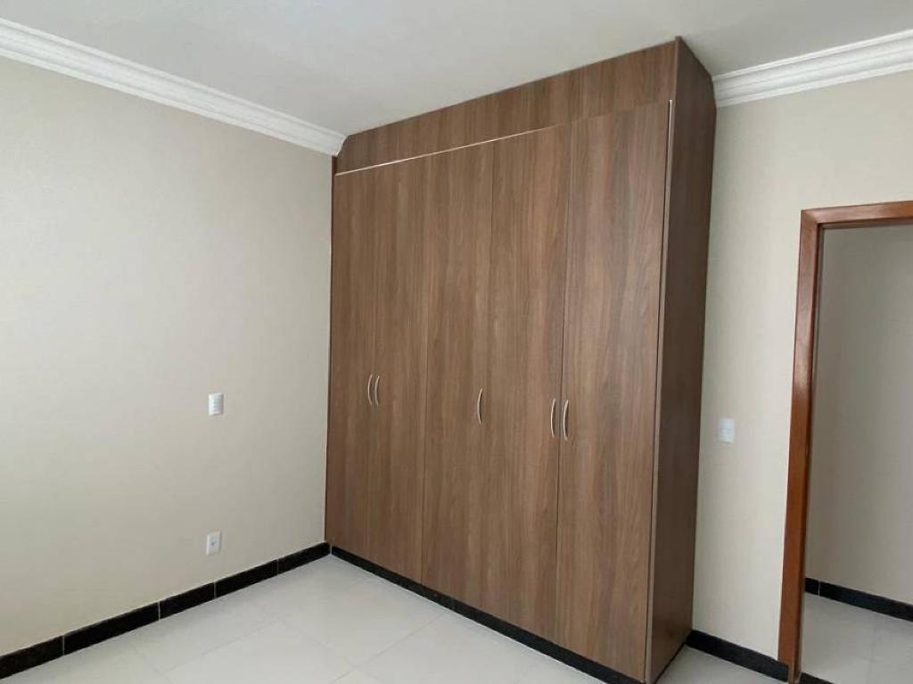 Imagem Casa de Condomínio com 3 Quartos à Venda, 245 m²em Jardins Atenas - Goiânia