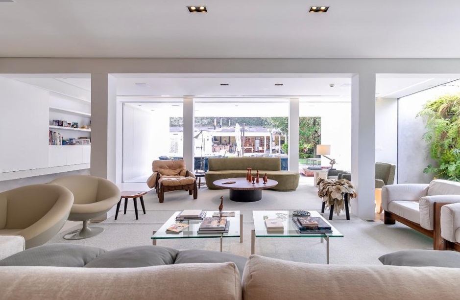 Imagem Casa com 5 Quartos à Venda, 700 m²em Brooklin Paulista - São Paulo Imagem Casa com 5 Quartos à Venda, 700 m²em Brooklin Paulista - São Paulo