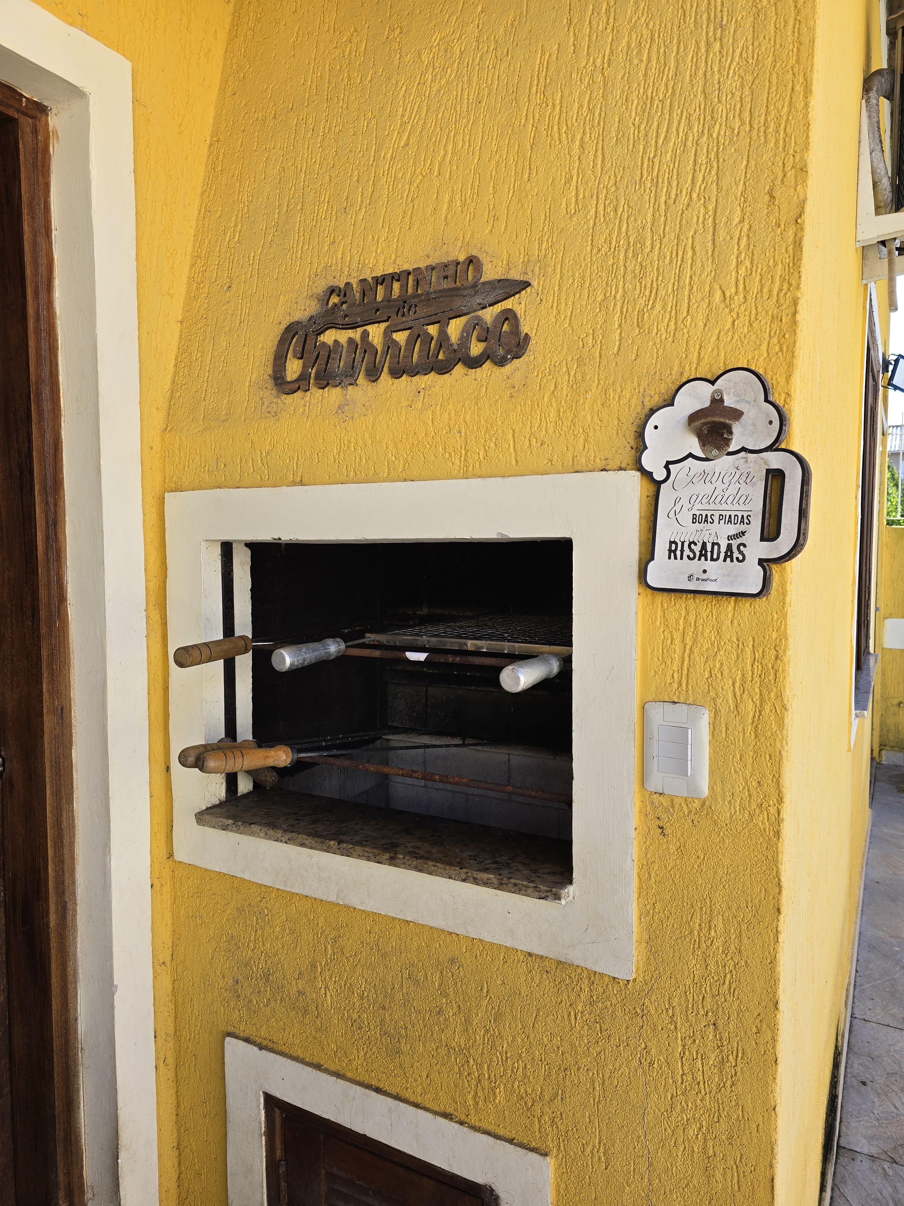 Imagem Casa com 2 Quartos à Venda, 108 m² em Hípica - Porto Alegre