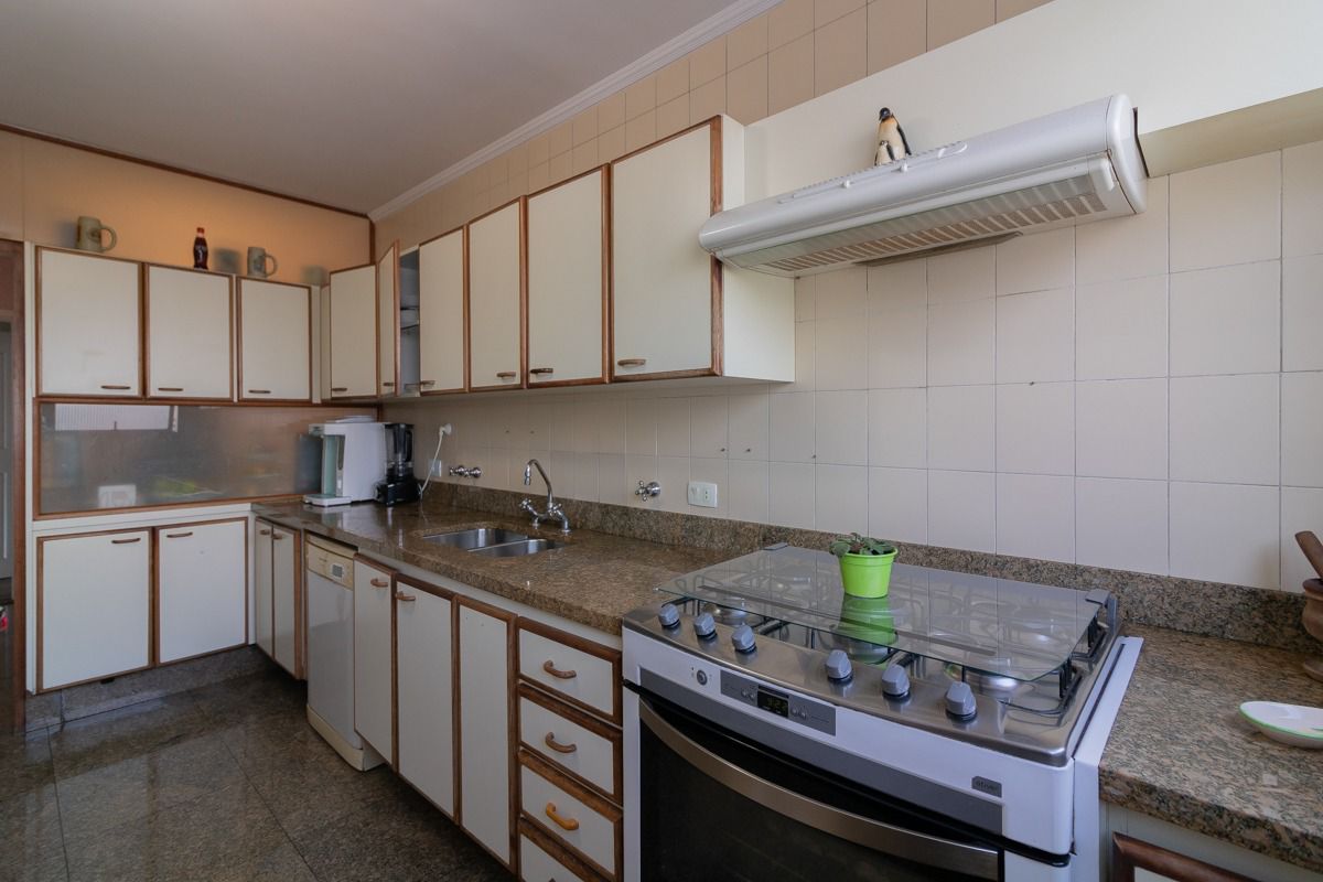 Imagem Apartamento com 3 Quartos à Venda ou Locação, 170 m² em Moema - São Paulo