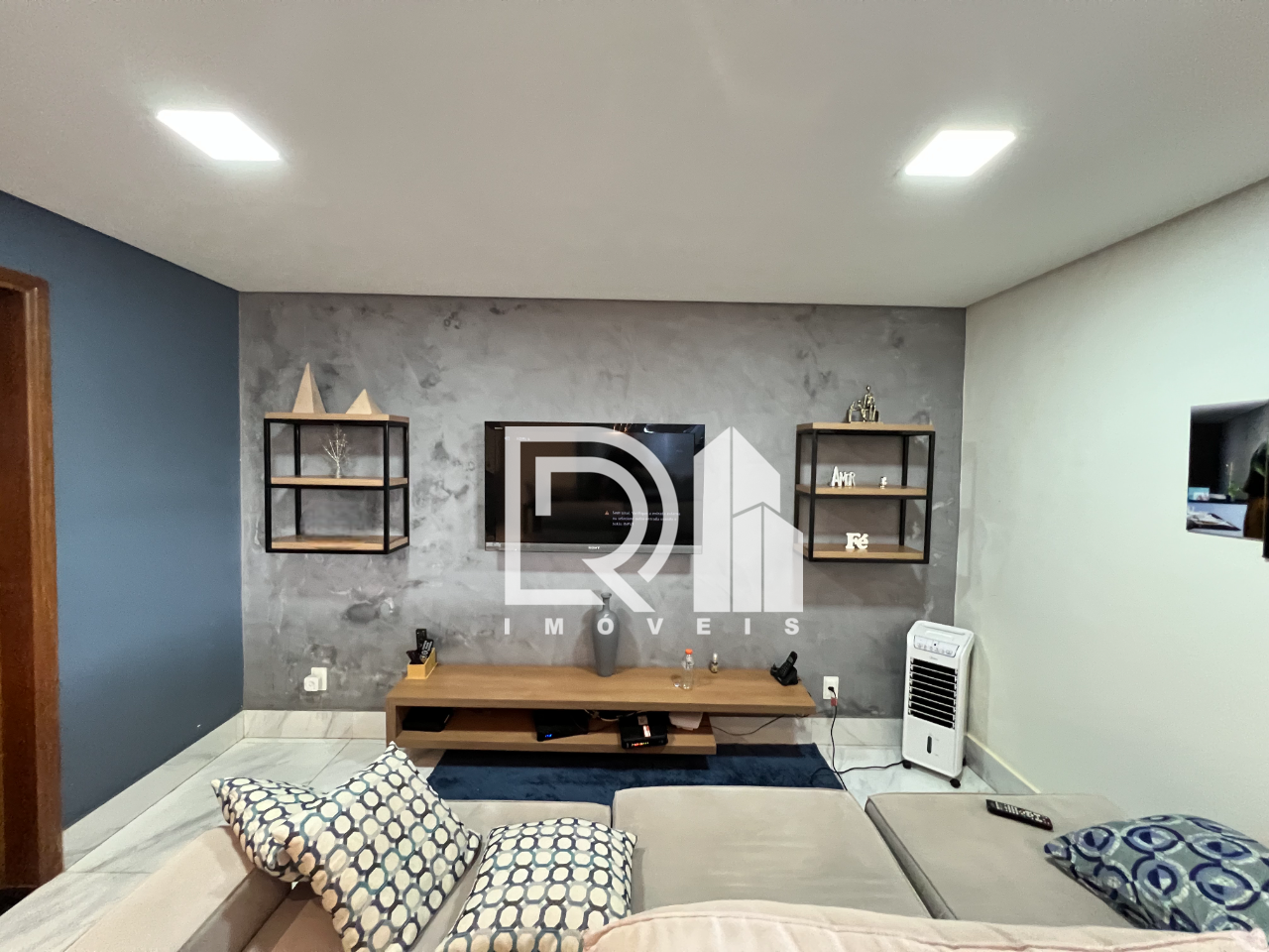 Imagem Casa com 4 Quartos à Venda, 400 m² em Setor Habitacional Vicente Pires - Brasília