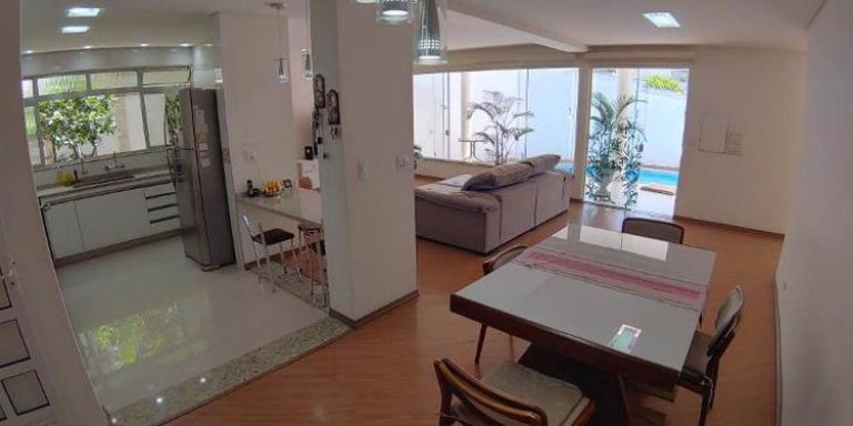 Imagem Casa com 5 Quartos à Venda,  em Vila Albertina - São Paulo