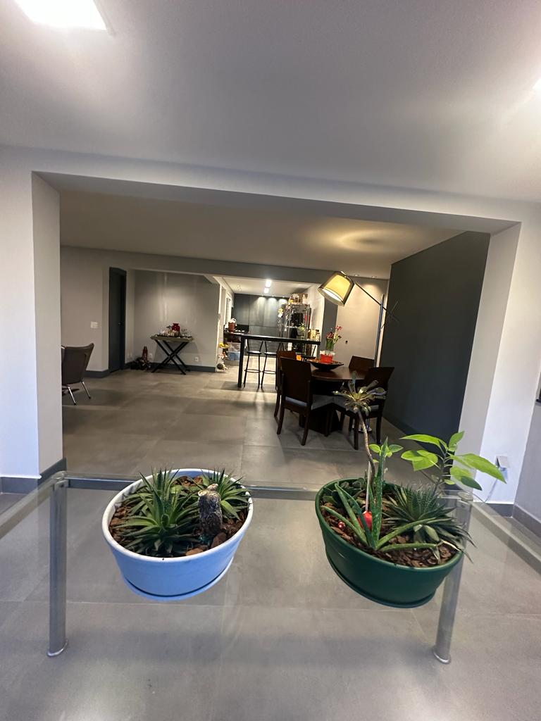 Imagem Apartamento com 2 Quartos à Venda, 127 m² em Jardim Caboré - São Paulo