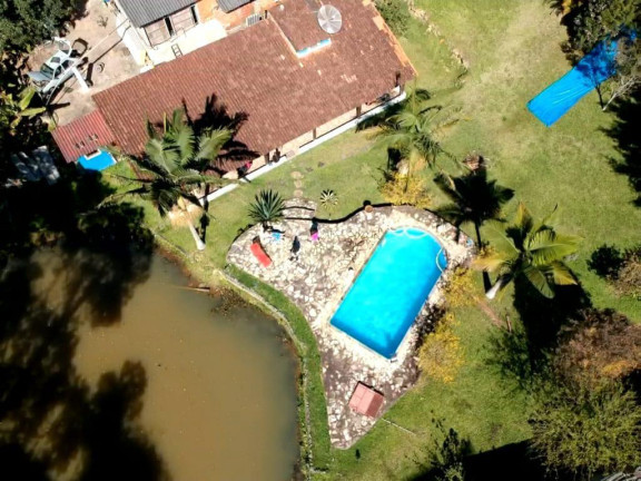 Imagem Chácara com 2 Quartos à Venda, 2.500 m² em EVA - Juquitiba