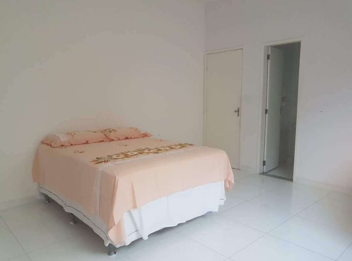 Imagem Casa com 4 Quartos para Alugar, 250 m² em Santa Mônica - Feira De Santana Imagem Casa com 4 Quartos para Alugar, 250 m² em Santa Mônica - Feira De Santana