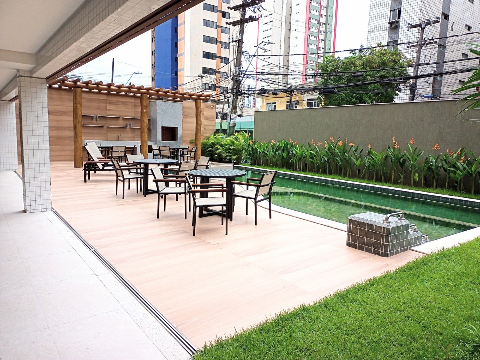Imagem Apartamento com 3 Quartos à Venda, 64 m²em Boa Viagem - Recife