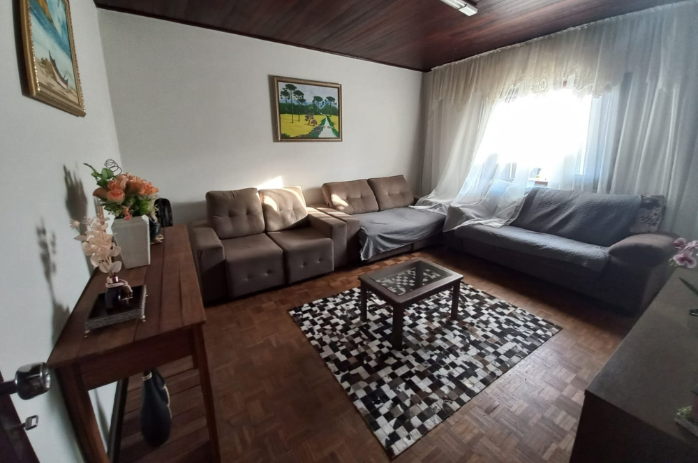 Imagem Casa com 3 Quartos à Venda, 265 m²em Oficinas - Ponta Grossa