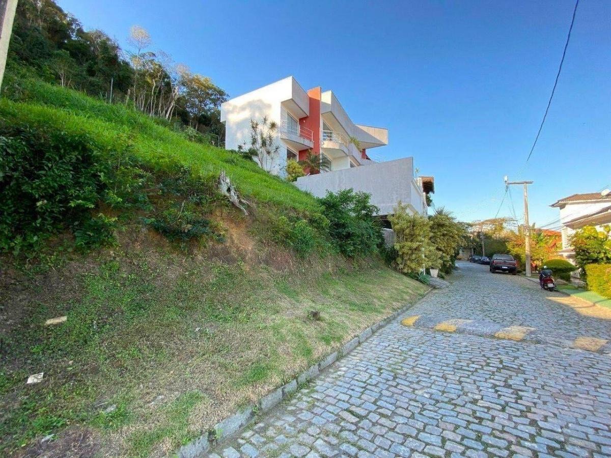 Imagem Terreno à Venda, 395 m²em Piratininga - Niterói Imagem Terreno à Venda, 395 m²em Piratininga - Niterói