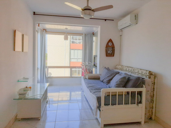 Kitnet à Venda, 38 m² em Capão Novo - Capão da Canoa