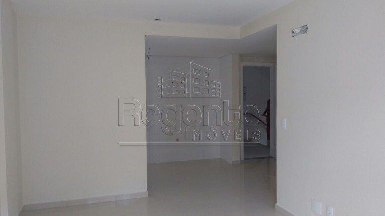 Imagem Apartamento com 2 Quartos à Venda, 62 m² em Trindade - Florianópolis