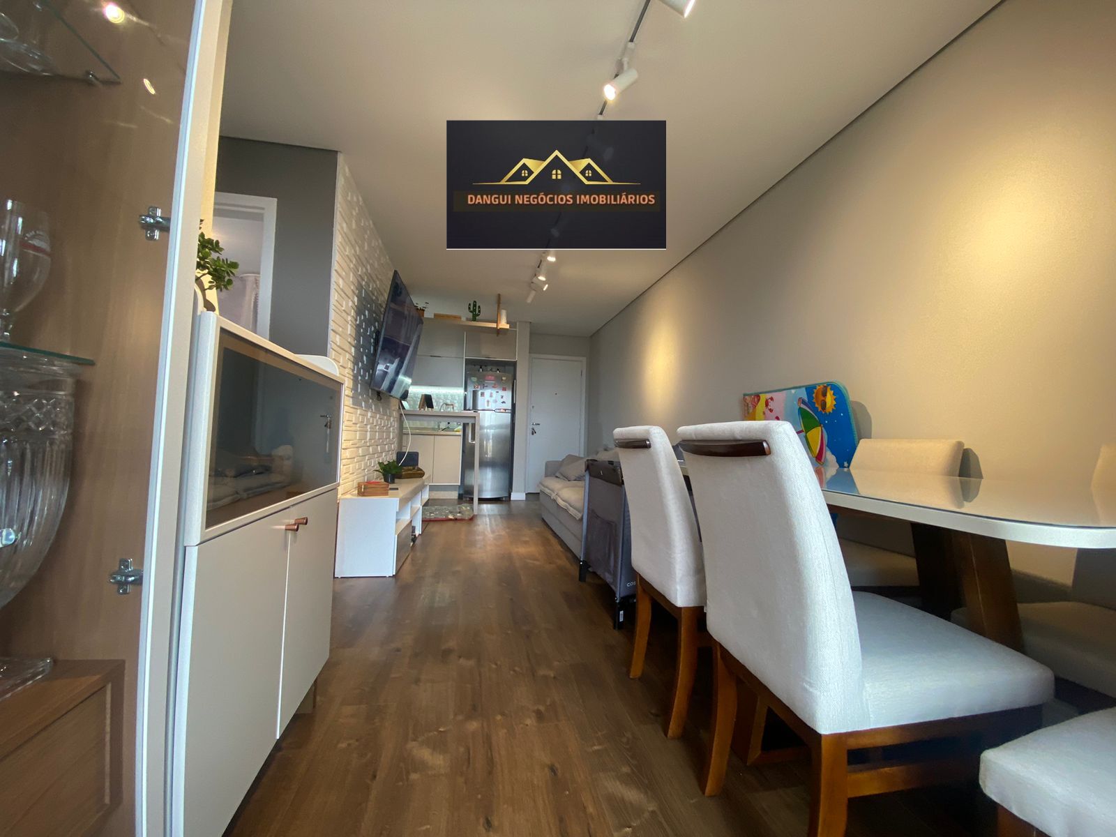 Imagem Apartamento com 2 Quartos à Venda, 57 m²em Portão - Curitiba