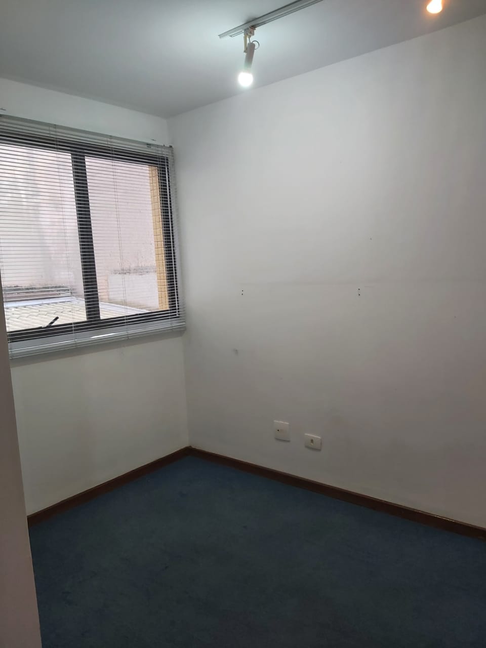 Imagem Apartamento à Venda, 30 m² em Centro - Curitiba Imagem Apartamento à Venda, 30 m² em Centro - Curitiba