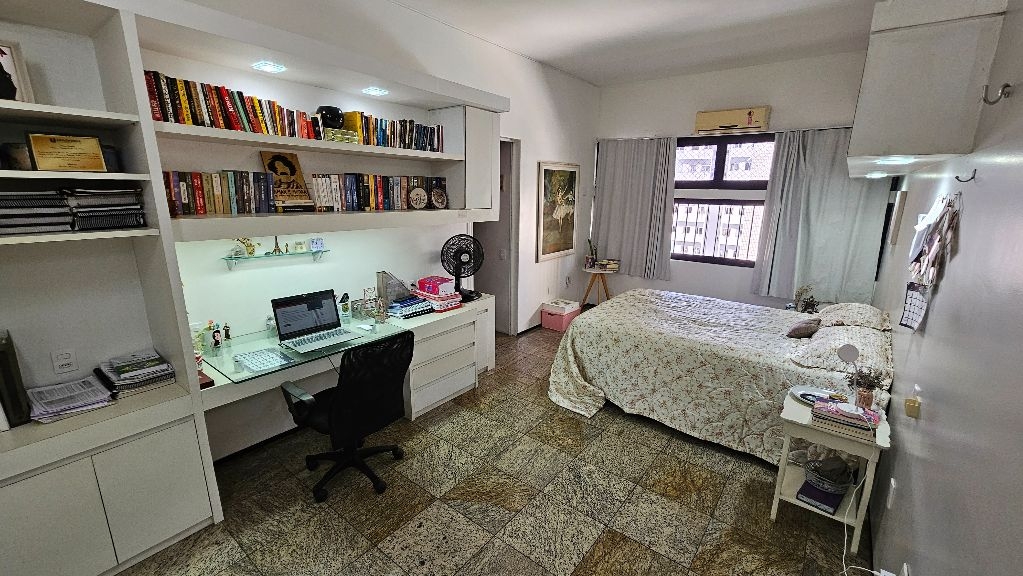 Imagem Apartamento com 4 Quartos à Venda, 292 m²em Meireles - Fortaleza