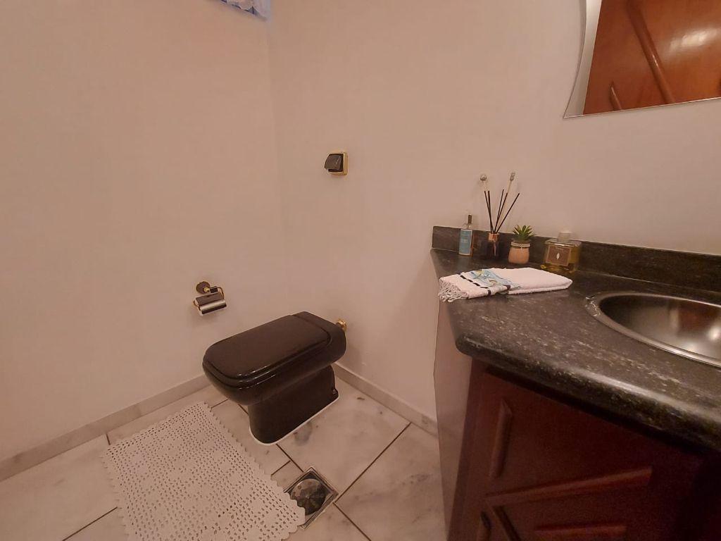 Imagem Apartamento com 3 Quartos à Venda, 205 m²em Boqueirão - Santos