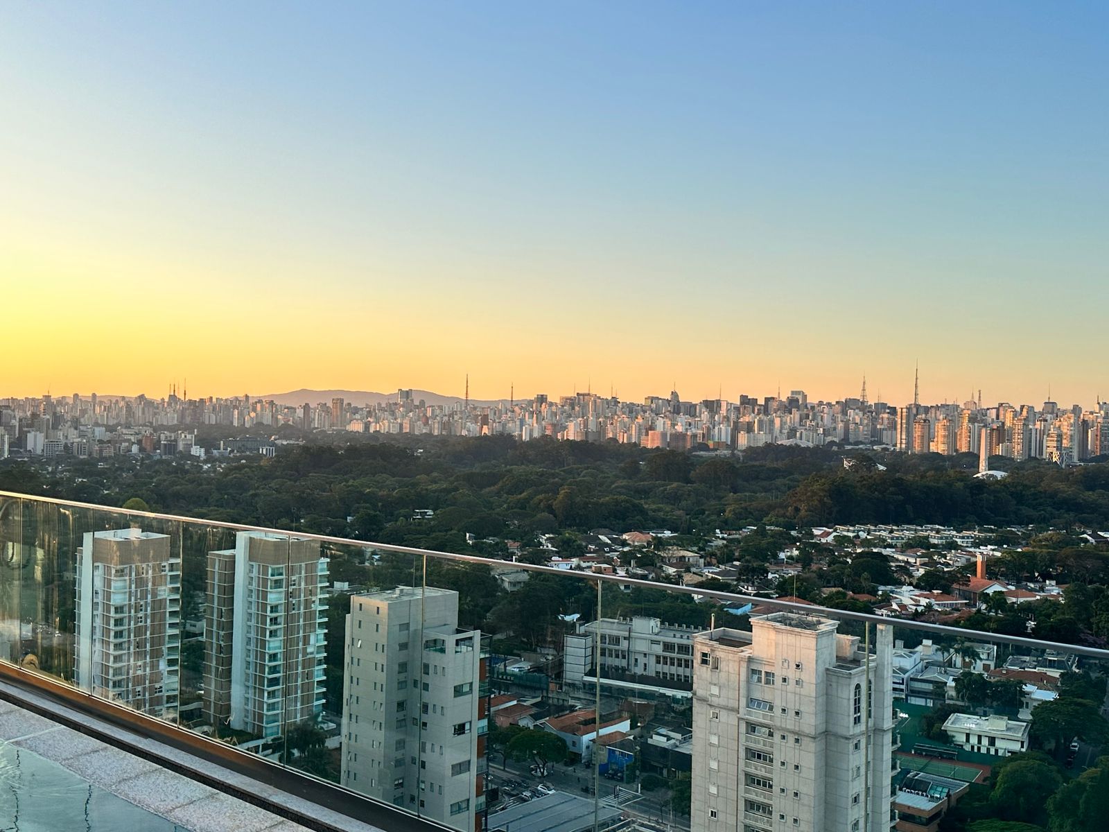 Imagem Apartamento com 1 Quarto à Venda, 40 m²em Moema - São Paulo