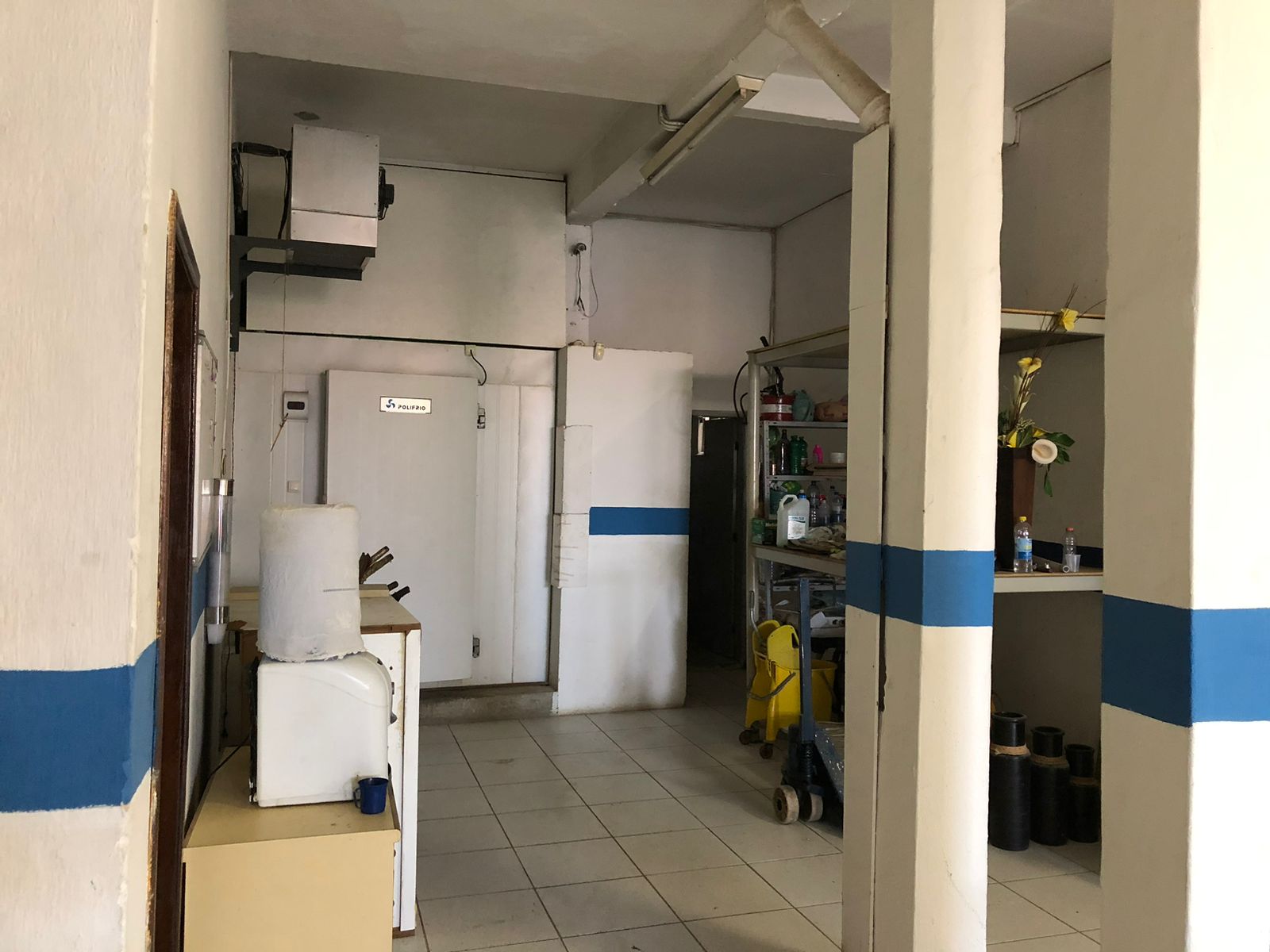 Imagem Galpão para Alugar, 300 m² em Afogados - Recife Imagem Galpão para Alugar, 300 m² em Afogados - Recife