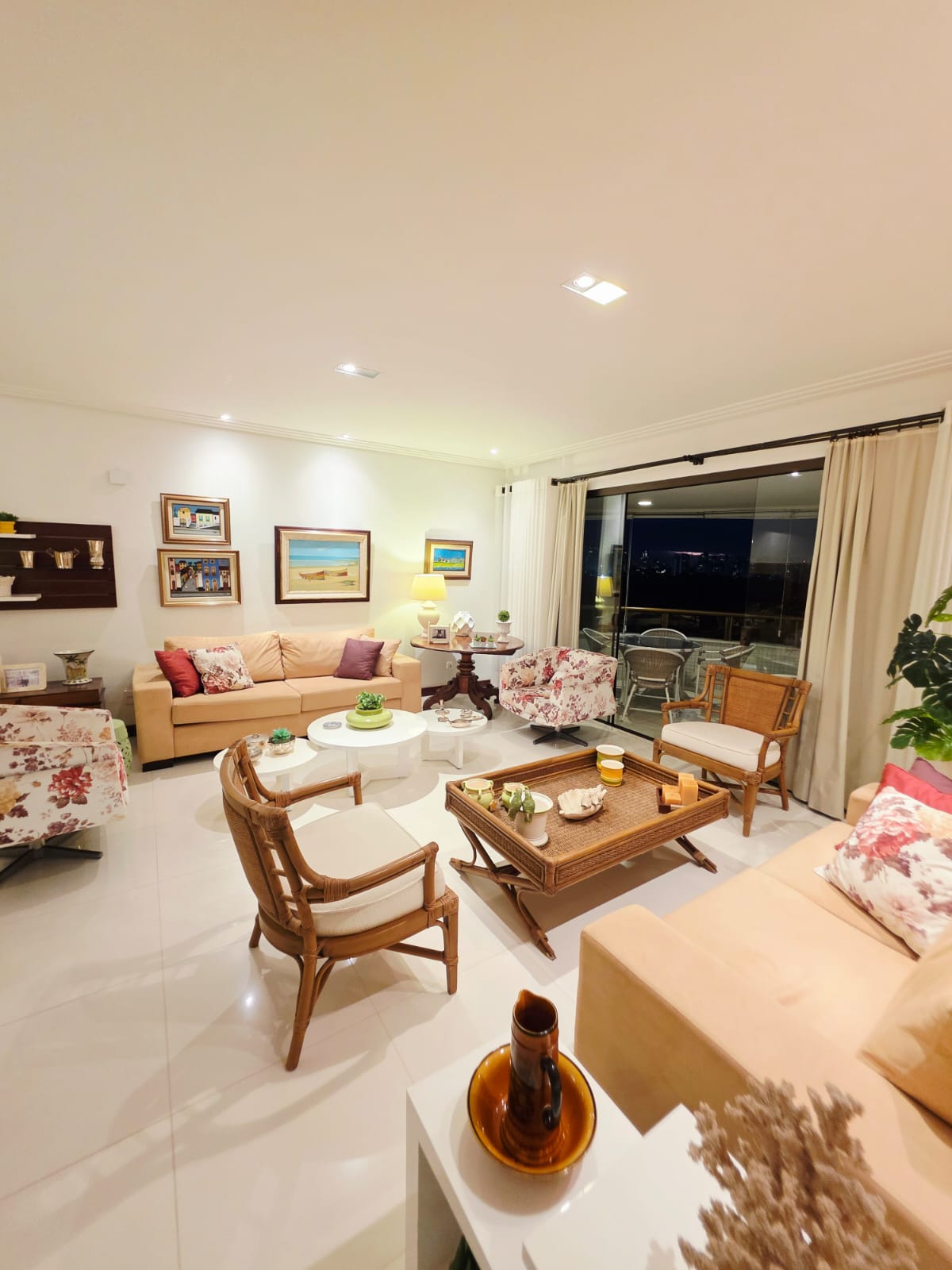 Imagem Apartamento com 4 Quartos à Venda, 224 m² em Pituba - Salvador