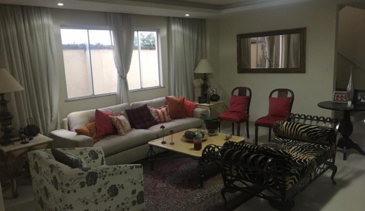 Imagem Casa com 4 Quartos à Venda, 380 m² em Tanque - Rio de Janeiro