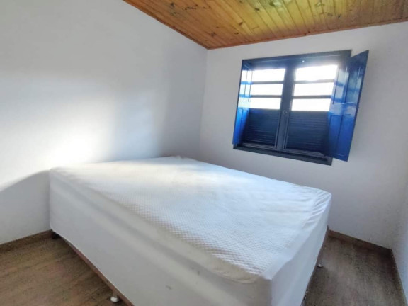 Imagem Casa de Condomínio com 3 Quartos à Venda,  em Albuquerque - Teresópolis
