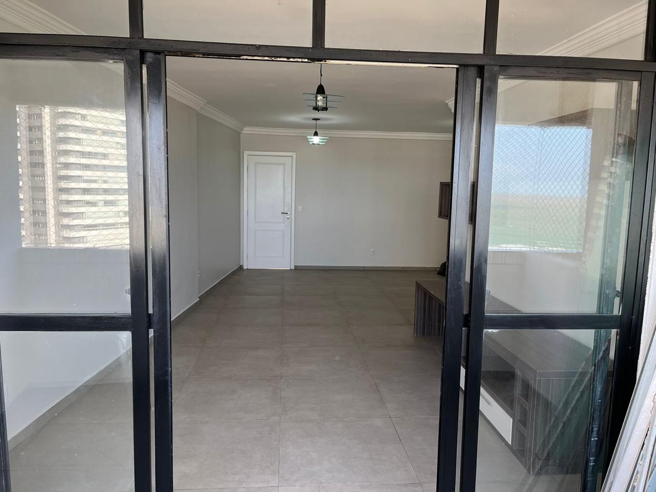 Imagem Apartamento com 3 Quartos à Venda ou Locação, 156 m²em Ponta do Farol - São Luís