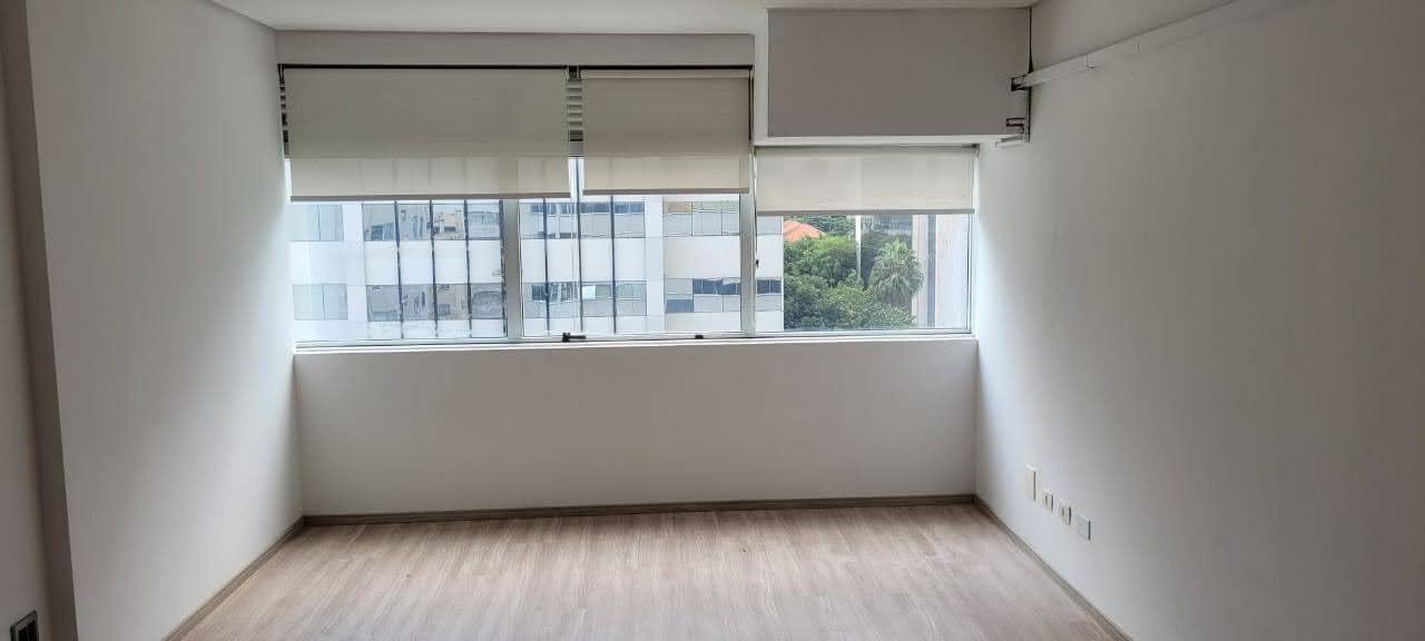Sala Comercial para Alugar, 27 m² em Cerqueira César - São Paulo