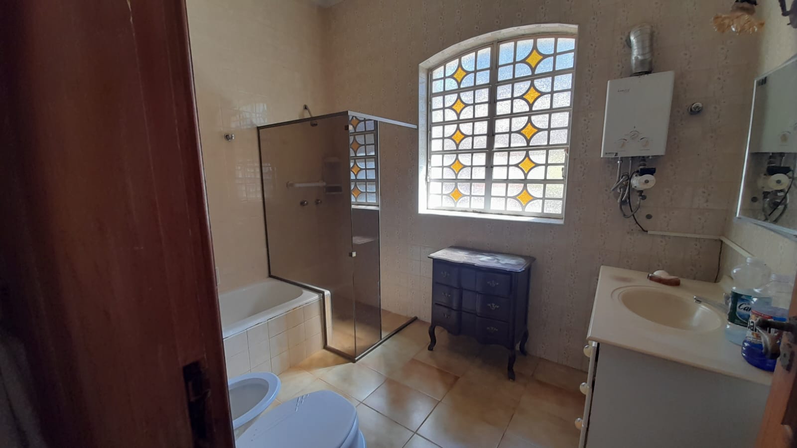 Imagem Imóvel com 5 Quartos à Venda, 1 m²em Helvétia - Indaiatuba Imagem Imóvel com 5 Quartos à Venda, 1 m²em Helvétia - Indaiatuba