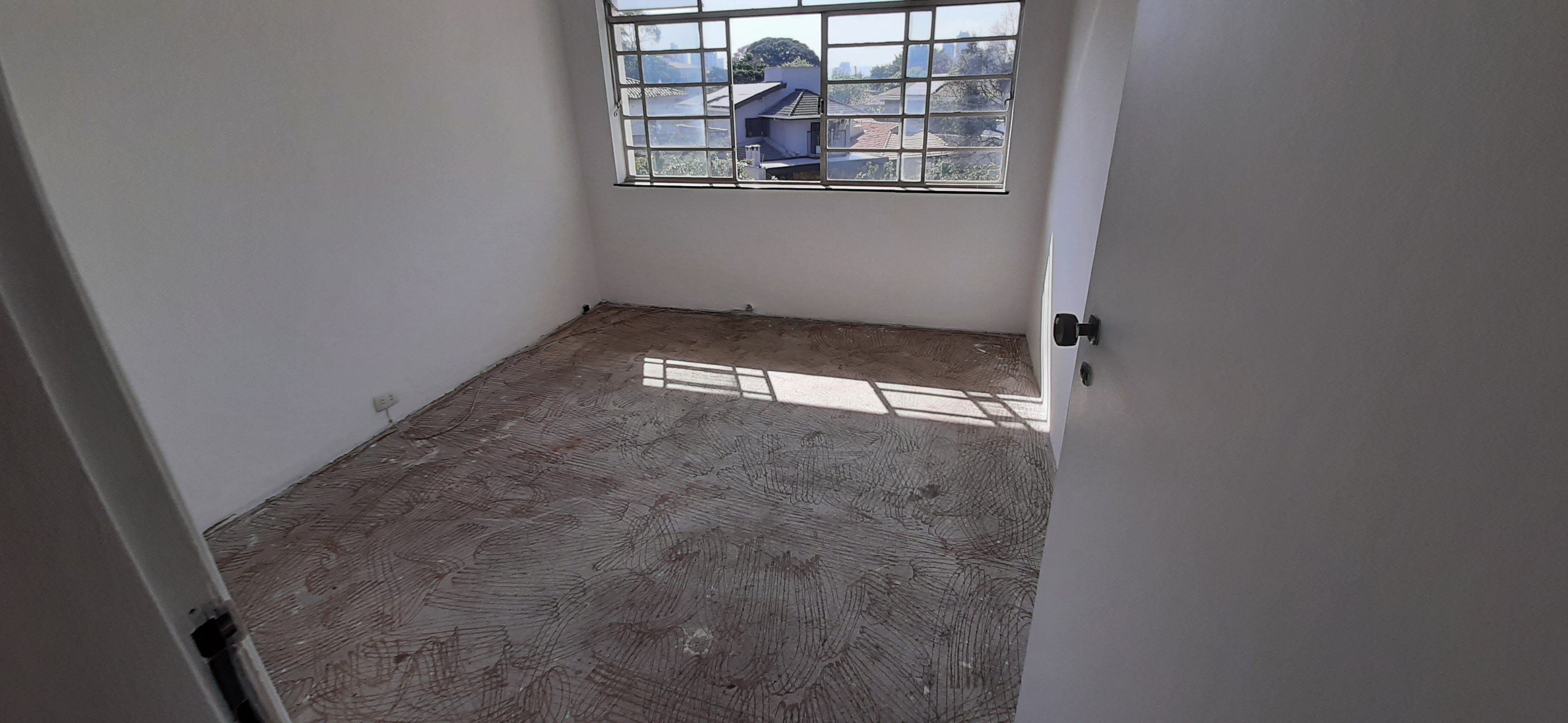 Imagem Sobrado com 4 Quartos à Venda, 312 m²em Sumaré - São Paulo