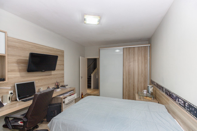 Imagem Casa com 3 Quartos à Venda, em Vila Madalena - São Paulo Imagem Casa com 3 Quartos à Venda, em Vila Madalena - São Paulo