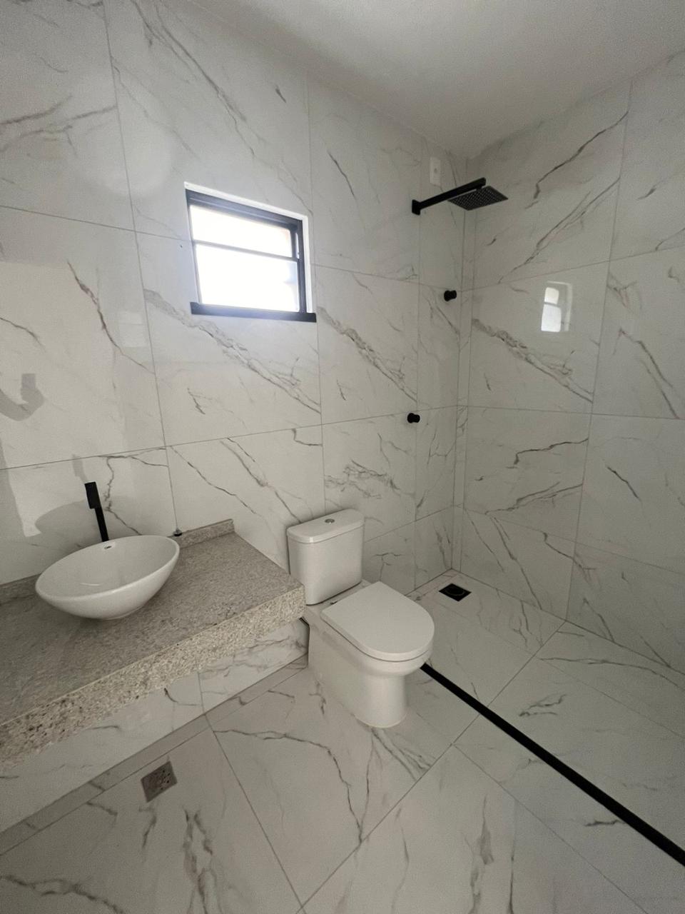 Imagem Casa de Condomínio com 4 Quartos à Venda, 295 m² em Cidade Alpha - Eusébio Imagem Casa de Condomínio com 4 Quartos à Venda, 295 m² em Cidade Alpha - Eusébio