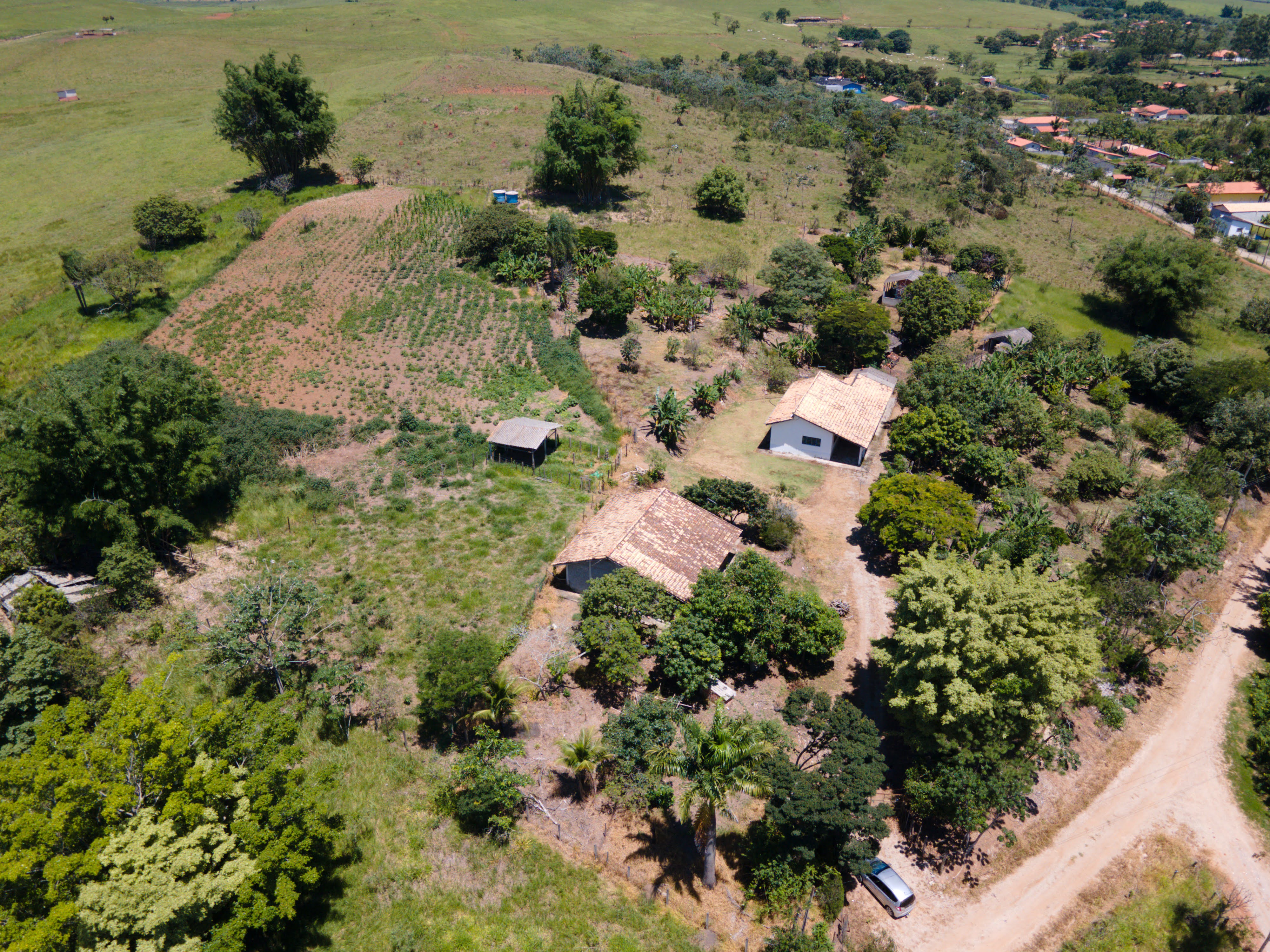 Imagem Chácara com 3 Quartos à Venda, 24.000 m² em Chácara Marambaia - Caçapava Imagem Chácara com 3 Quartos à Venda, 24.000 m² em Chácara Marambaia - Caçapava