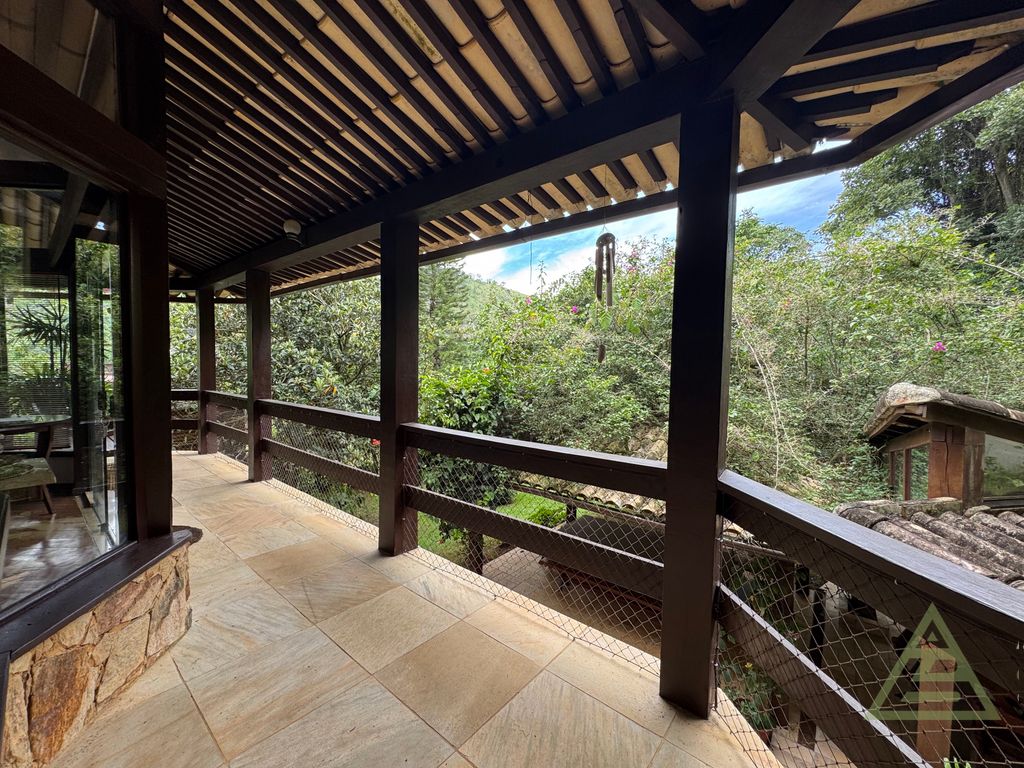 Imagem Casa de Condomínio com 4 Quartos à Venda, 273 m² em Cuiabá - Petrópolis Imagem Casa de Condomínio com 4 Quartos à Venda, 273 m² em Cuiabá - Petrópolis
