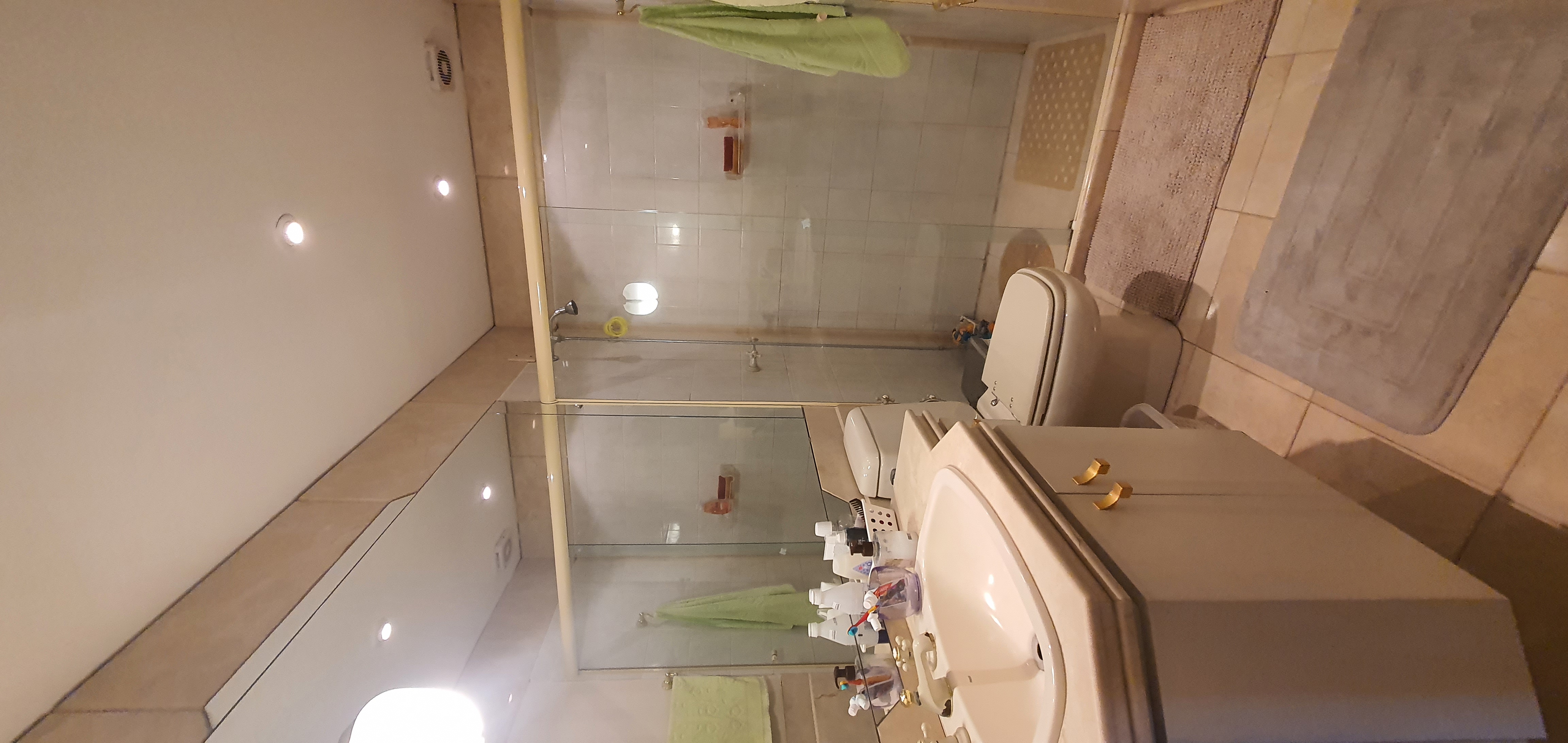 Imagem Casa de Condomínio com 3 Quartos à Venda, 340 m²em Menino Deus - Porto Alegre