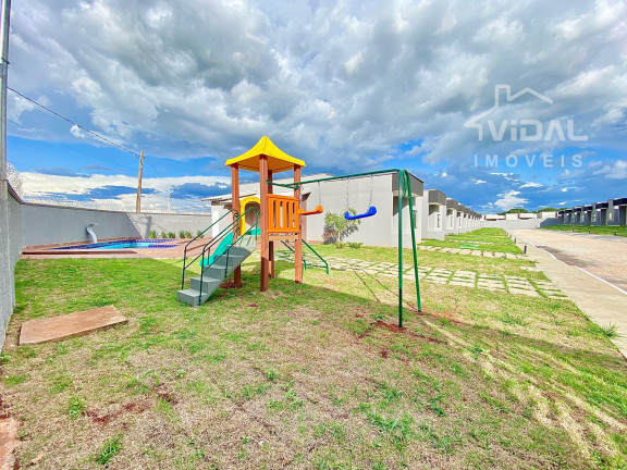 Imagem Casa de Condomínio com 3 Quartos à Venda, 87 m² em Sítios Vale das Brisas - Senador Canedo
