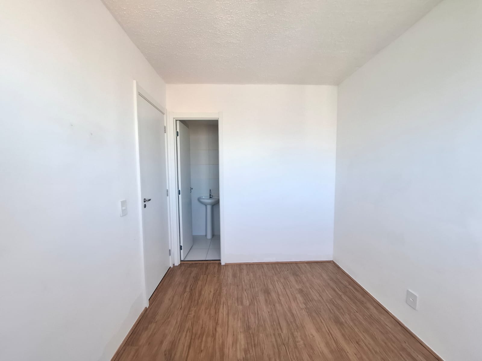 Imagem Apartamento com 1 Quarto para Alugar, 24 m² em Brás - São Paulo Imagem Apartamento com 1 Quarto para Alugar, 24 m² em Brás - São Paulo