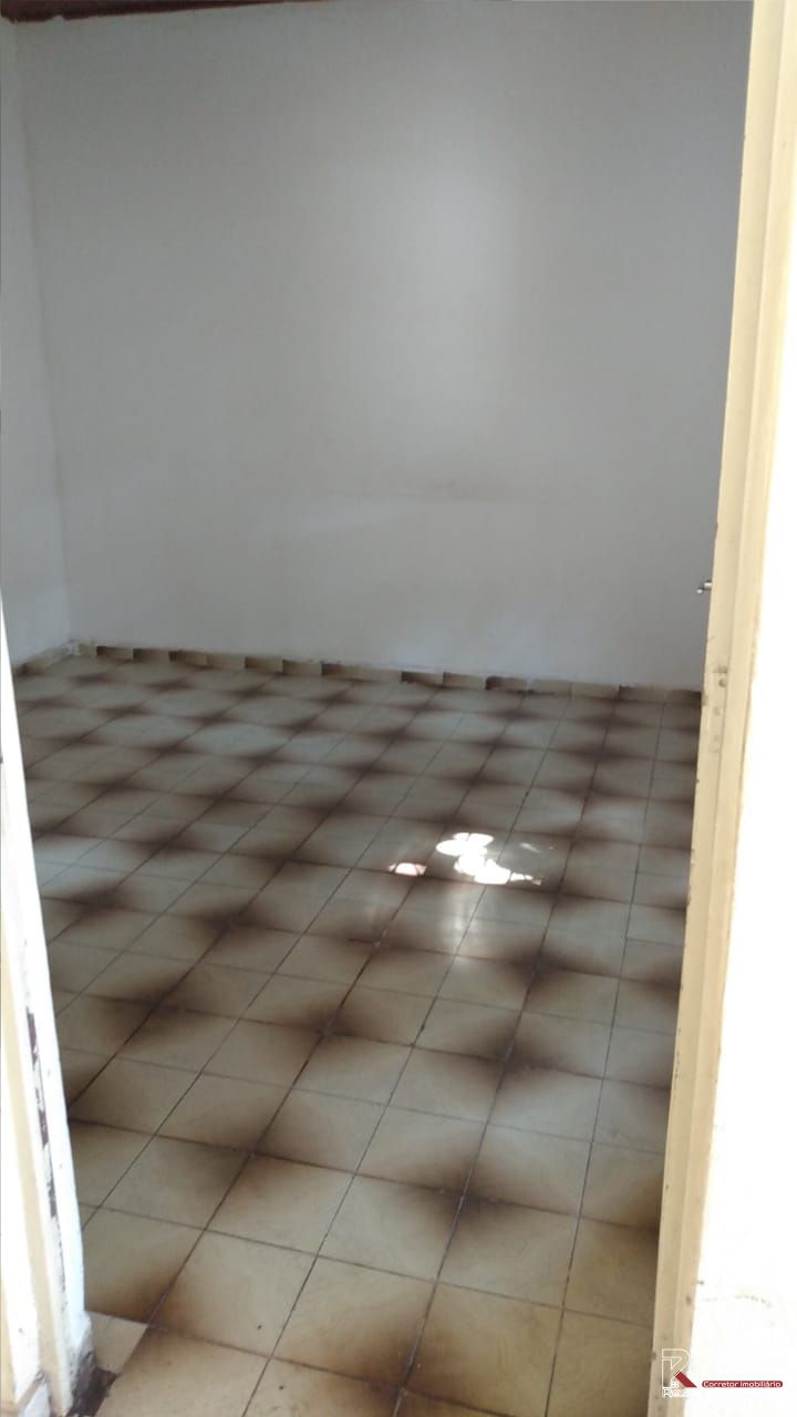 Imagem Casa com 3 Quartos à Venda, 68 m²em Centro - Corumbá Imagem Casa com 3 Quartos à Venda, 68 m²em Centro - Corumbá