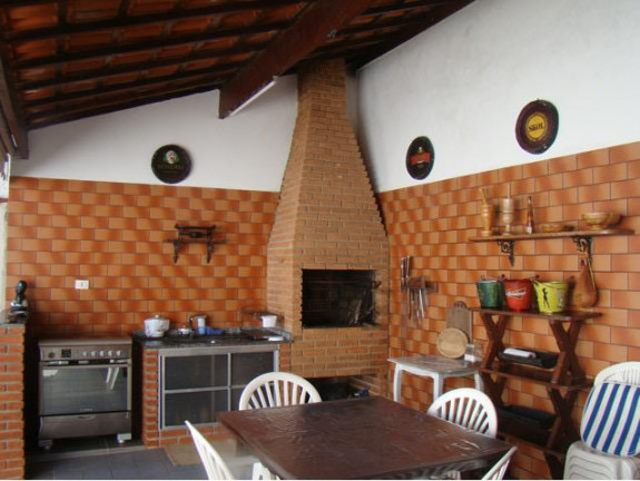 Imagem Casa com 3 Quartos à Venda, 190 m² em Caiçara - Praia Grande Imagem Casa com 3 Quartos à Venda, 190 m² em Caiçara - Praia Grande