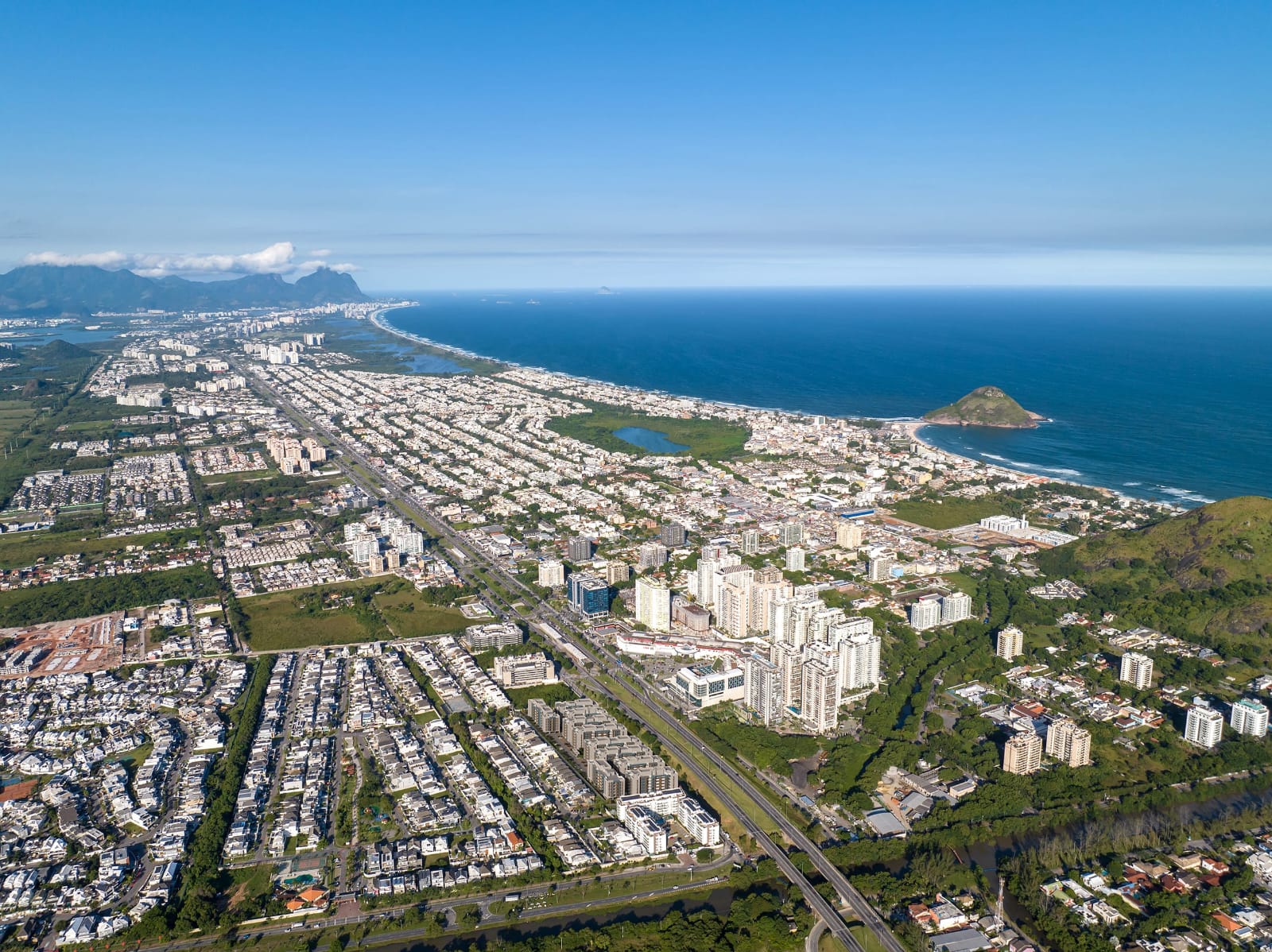 Imagem Apartamento com 2 Quartos à Venda, 54 m²em Recreio dos Bandeirantes - Rio de Janeiro Imagem Apartamento com 2 Quartos à Venda, 54 m²em Recreio dos Bandeirantes - Rio de Janeiro