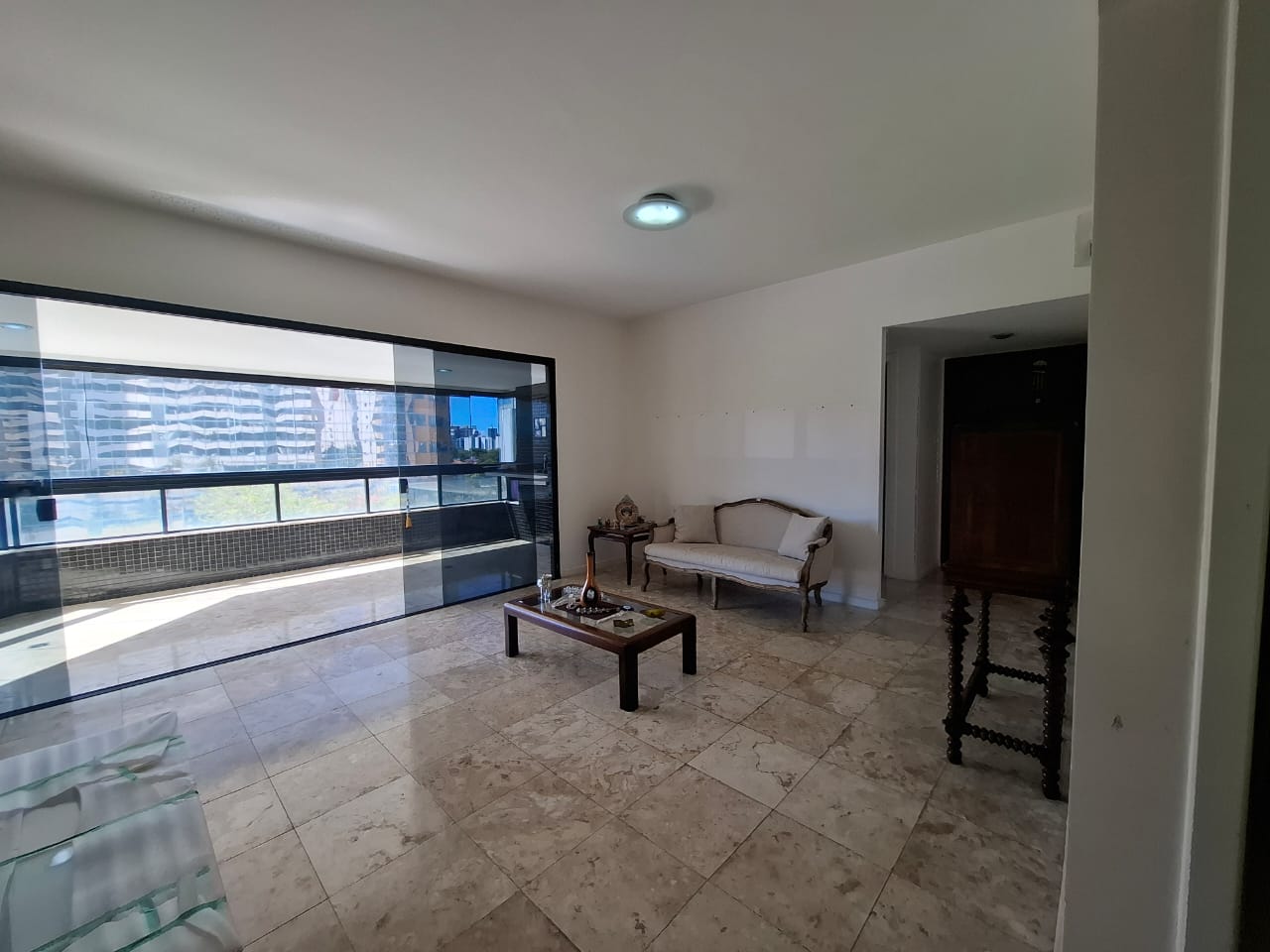 Imagem Apartamento com 4 Quartos à Venda, 224 m² em Pituba - Salvador