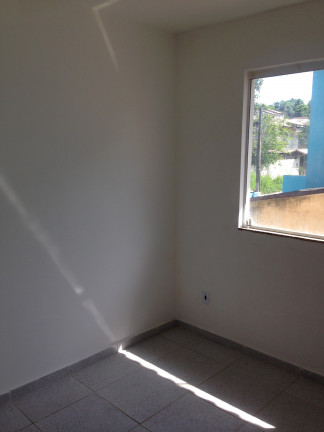 Imagem Casa com 2 Quartos para Alugar, 79 m² em Maria Paula - São Gonçalo