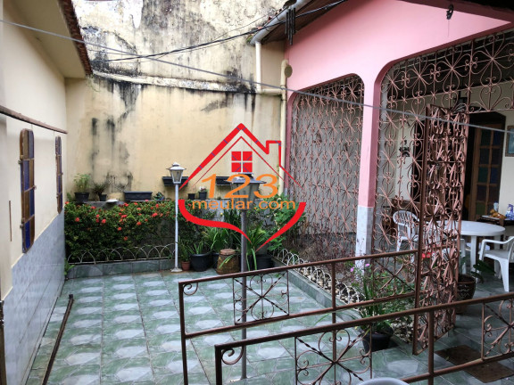 Imagem Casa com 3 Quartos à Venda, 215 m²em Marambaia - Belém